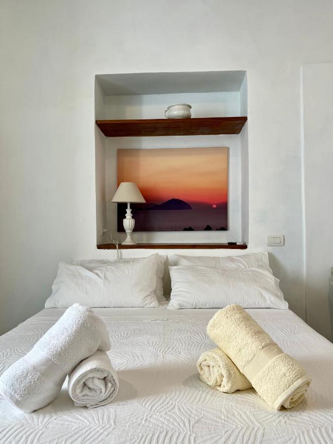 Antica Dimora Santa Marina Salina Bed & Breakfast Luaran gambar