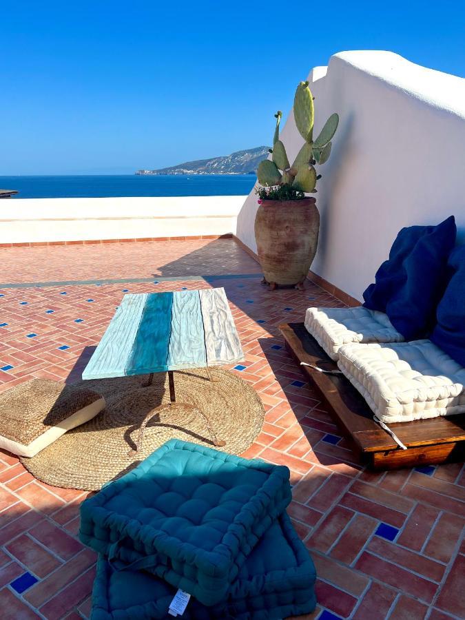 Antica Dimora Santa Marina Salina Bed & Breakfast Luaran gambar