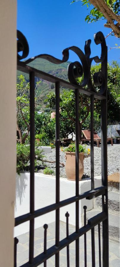 Antica Dimora Santa Marina Salina Bed & Breakfast Luaran gambar