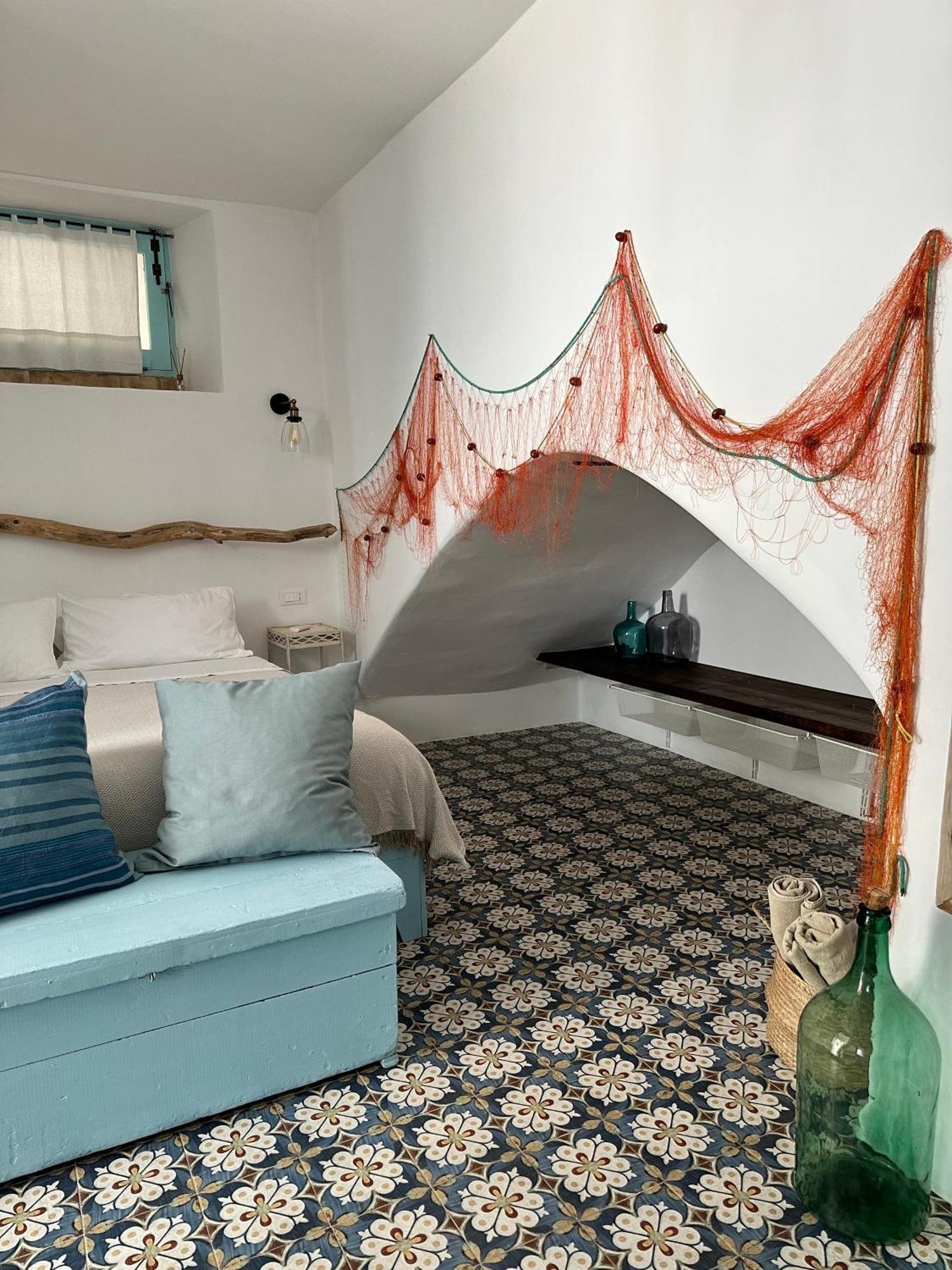 Antica Dimora Santa Marina Salina Bed & Breakfast Luaran gambar